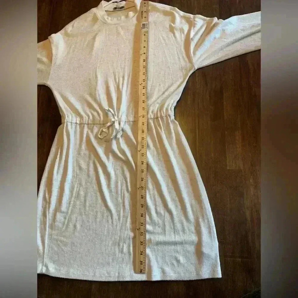 Woman’s Luxology Light Grey Long Sleeve Elastic Waist MIDI Sweater Dress Size L - Picture 8 of 8